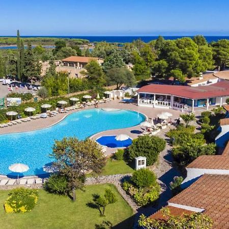 Nicolaus Club Li Cucutti Hotel Agrustos ภายนอก รูปภาพ