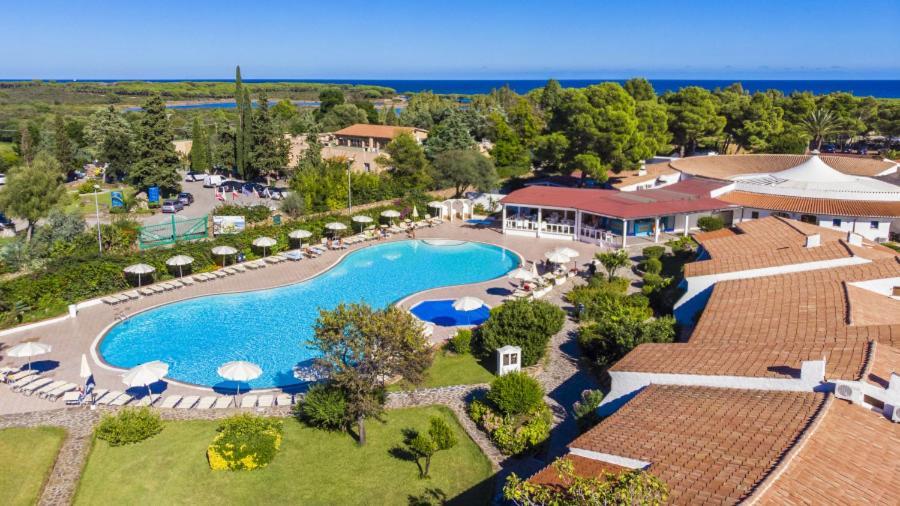 Nicolaus Club Li Cucutti Hotel Agrustos ภายนอก รูปภาพ